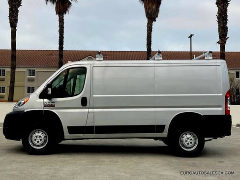 Used 2021 RAM ProMaster 2500 w/ Interior LED Lighting Group image 3