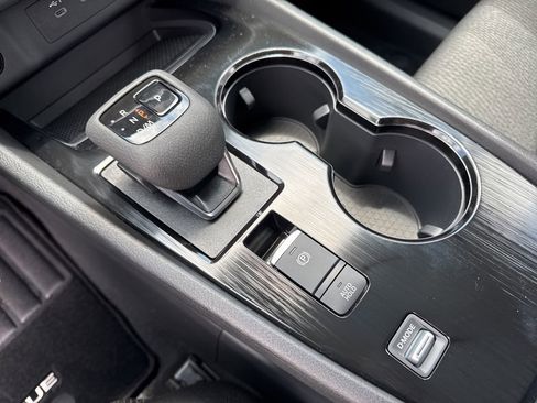 New 2026 Nissan Rogue SV FWD image 31