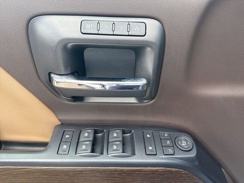 Used 2018 GMC Sierra 1500 Denali image 28