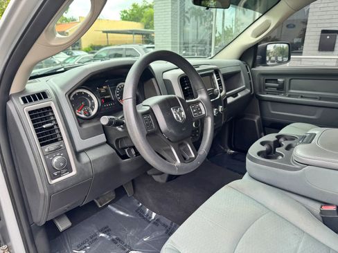 Used 2018 RAM 1500 Express w/ Express Value Package AWD/4WD image 15
