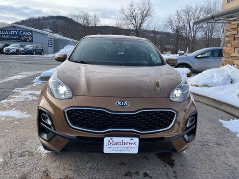 Used 2020 Kia Sportage LX w/ LX Popular Package image 2