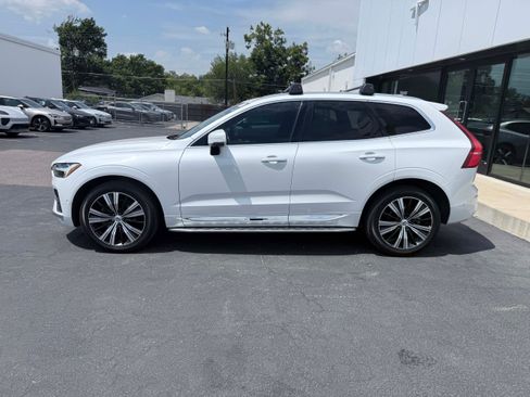 Used 2022 Volvo XC60 B5 Inscription w/ Advanced Package FWD image 3