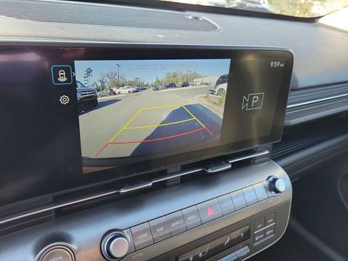 Used 2024 Hyundai Kona SEL w/ Convenience Package image 23