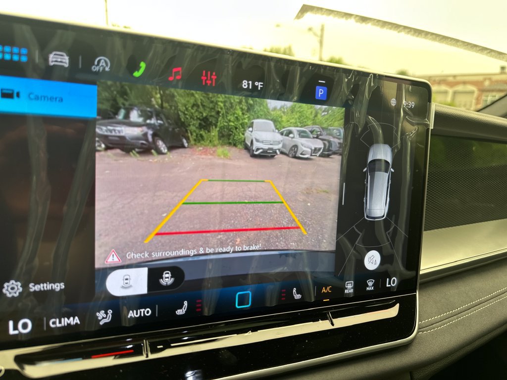 New 2026 Volkswagen Tiguan SE R-Line AWD/4WD image 15