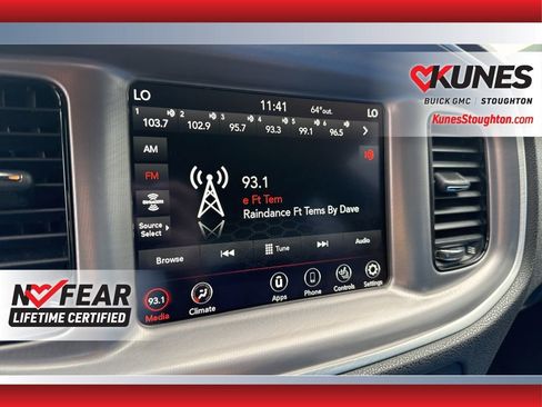 Used 2022 Dodge Charger R/T w/ Performance Handling Group image 34