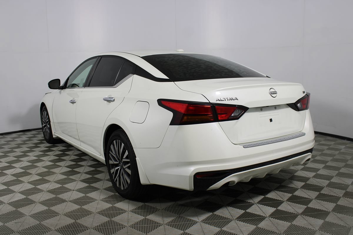 Used 2023 Nissan Altima 2.5 SV FWD image 27