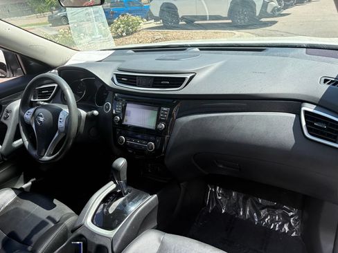 Used 2015 Nissan Rogue SL w/ SL Premium Package AWD/4WD image 29