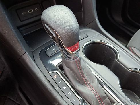 Used 2023 Chevrolet Equinox RS image 13