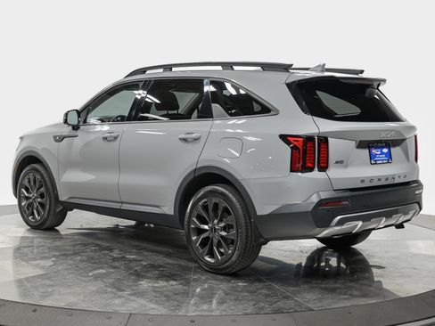 Used 2022 Kia Sorento X-Line EX AWD/4WD image 4