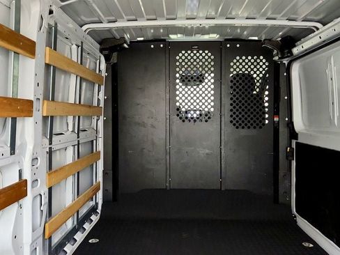 Used 2025 RAM ProMaster 2500 w/ U-Haul Equipment Group FWD image 21