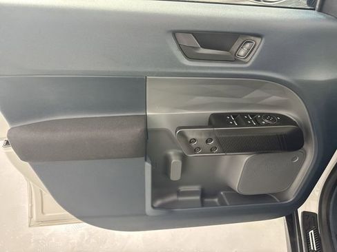 Used 2024 Ford Maverick XL FWD image 19