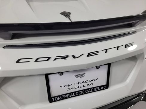 Used 2023 Chevrolet Corvette Stingray Preferred Conv w/ Z51 Performance Package RWD image 5