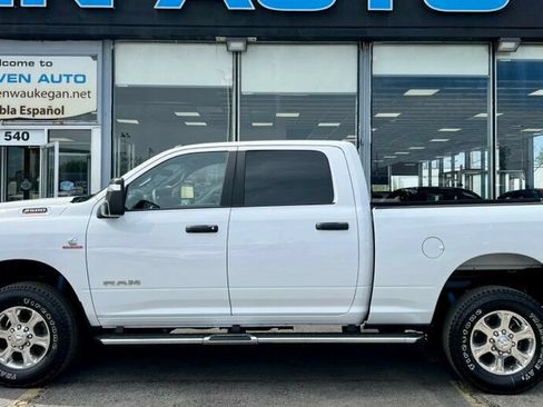 Used 2026 RAM 2500 Big Horn AWD/4WD image 2