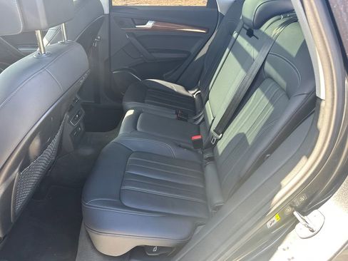 Used 2022 Audi Q5 2.0T Premium Plus image 21