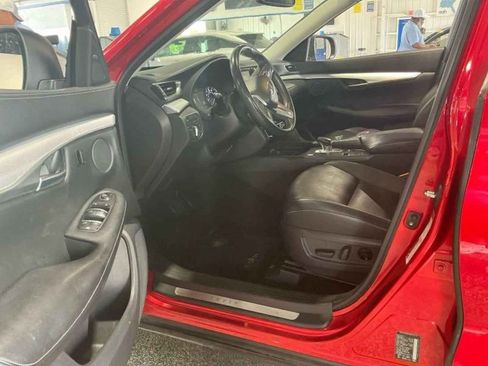 Used 2019 INFINITI QX50 Luxe FWD image 5