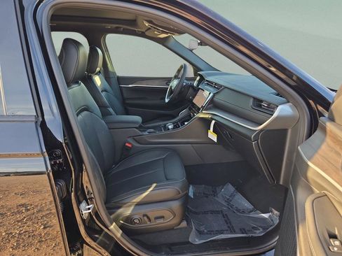 New 2026 Jeep Grand Cherokee Limited AWD/4WD image 29