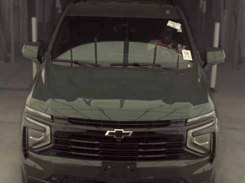 Used 2025 Chevrolet Tahoe RST w/ Comfort Package RWD image 2