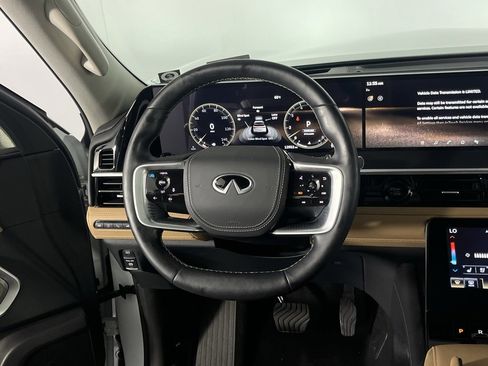 Used 2025 INFINITI QX80 Sensory image 14