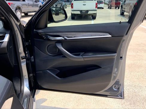 Used 2016 BMW X1 xDrive28i AWD/4WD image 23