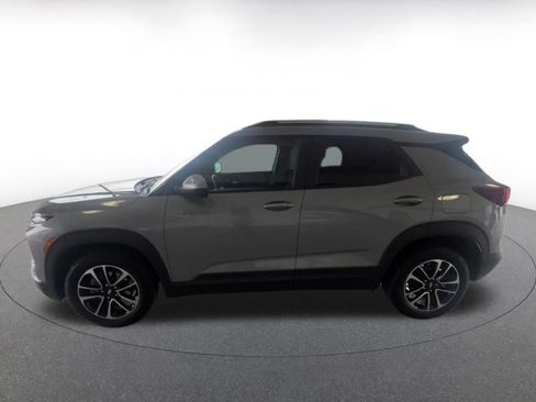 Used 2025 Chevrolet TrailBlazer LT FWD image 8