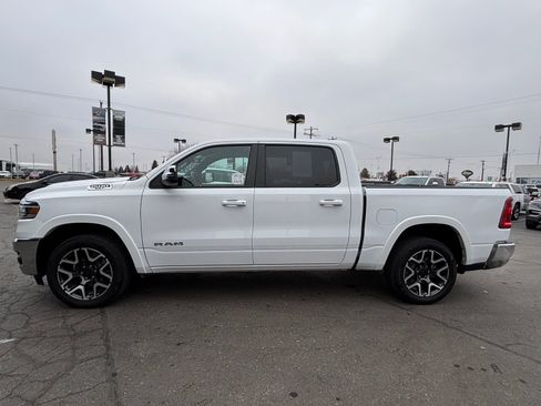 Used 2025 RAM 1500 Laramie AWD/4WD image 8