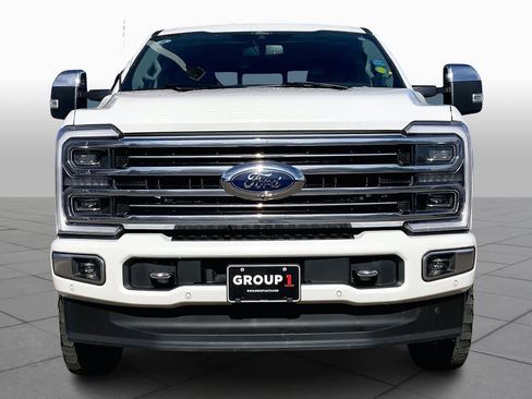 Certified 2024 Ford F250 Limited w/ FX4 Off-Road Package image 3