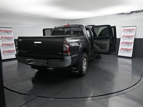 Used 2015 Toyota Tacoma 4x4 Double Cab image 28