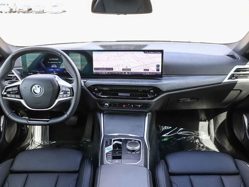 Used 2025 BMW i4 eDrive40 w/ Parking Assistance Package RWD image 14