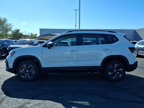 New 2026 Volkswagen Taos S image 5