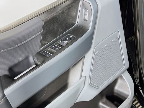 Used 2022 Ford F150 XLT w/ Equipment Group 302A High image 17