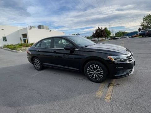 Used 2021 Volkswagen Jetta S FWD image 2