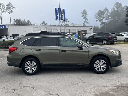 Used 2016 Subaru Outback 2.5i Premium AWD/4WD image 7