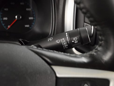 Used 2019 GMC Canyon SLT image 27