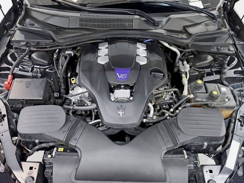 Used 2019 Maserati Ghibli S GranLusso image 41