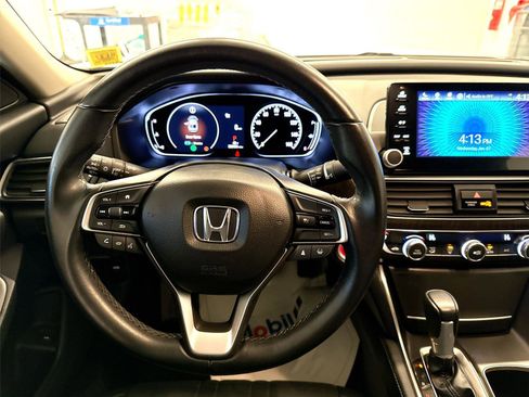 Used 2021 Honda Accord EX-L image 11