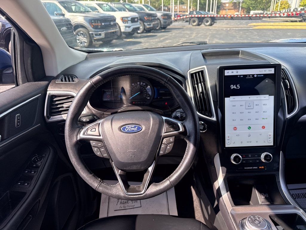 Used 2024 Ford Edge SEL AWD/4WD image 18