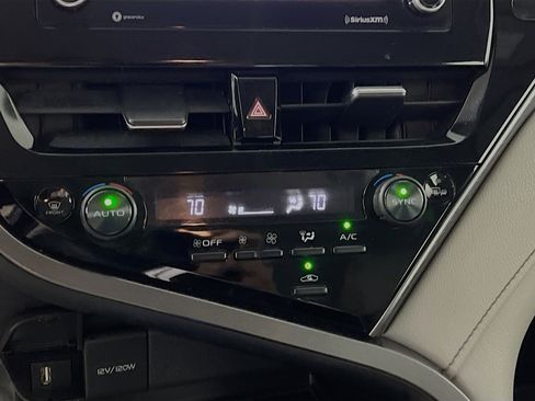 Used 2023 Toyota Camry SE image 26