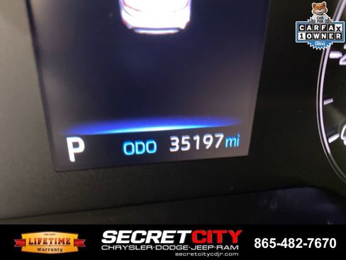Used 2025 Toyota Corolla LE FWD image 19