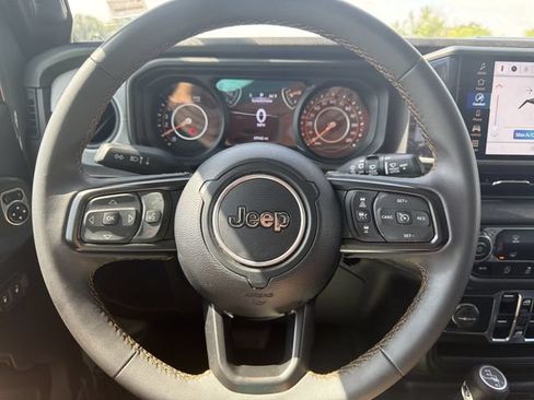 Used 2024 Jeep Wrangler Unlimited Sport AWD/4WD image 24