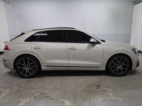 Used 2022 Audi Q8 Prestige w/ Prestige Package image 10