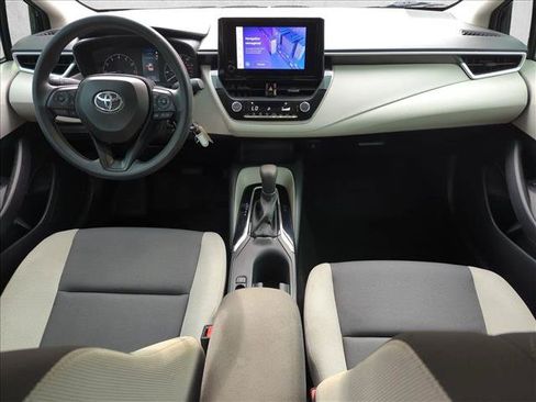 Used 2024 Toyota Corolla LE FWD image 17