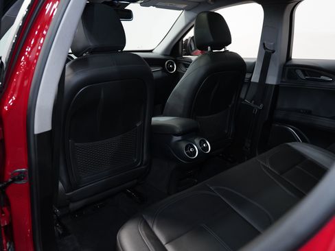 Used 2021 Alfa Romeo Stelvio Ti w/ Nero Edizione image 37