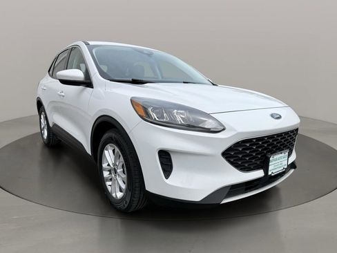 Used 2021 Ford Escape SE FWD image 9