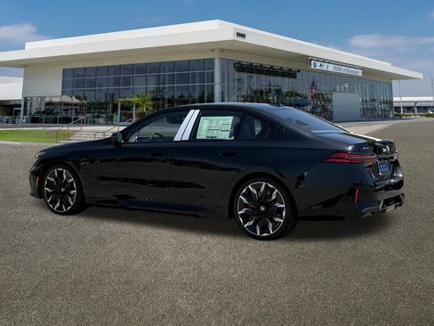 New 2027 BMW 550e xDrive AWD/4WD image 8
