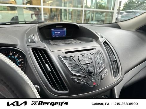 Used 2015 Ford Escape SE FWD image 8