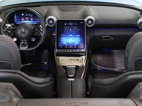 Used 2022 Mercedes-Benz SL 63 AMG 4MATIC image 24