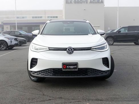 Used 2023 Volkswagen ID.4 S image 2