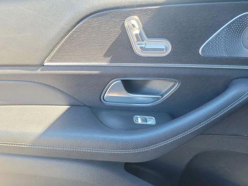 Used 2020 Mercedes-Benz GLS 450 4MATIC image 5