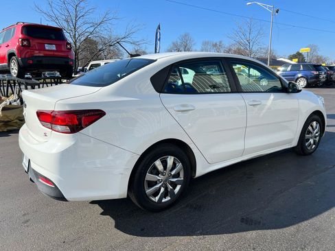 Used 2019 Kia Rio S FWD image 6
