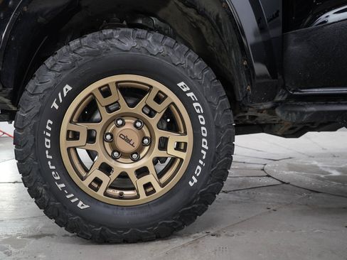 Used 2022 Toyota Tacoma TRD Sport AWD/4WD image 29